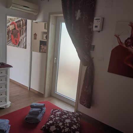 Villa Loriand Depandance กัลลีโปลี ภายนอก รูปภาพ