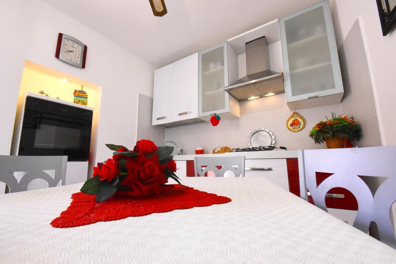 Villa Loriand Depandance กัลลีโปลี ภายนอก รูปภาพ